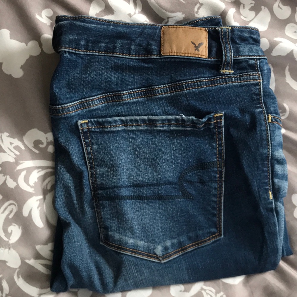 Like New American Eagle Jeans